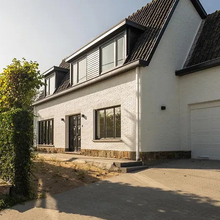 Holiday home Bunker 155 *